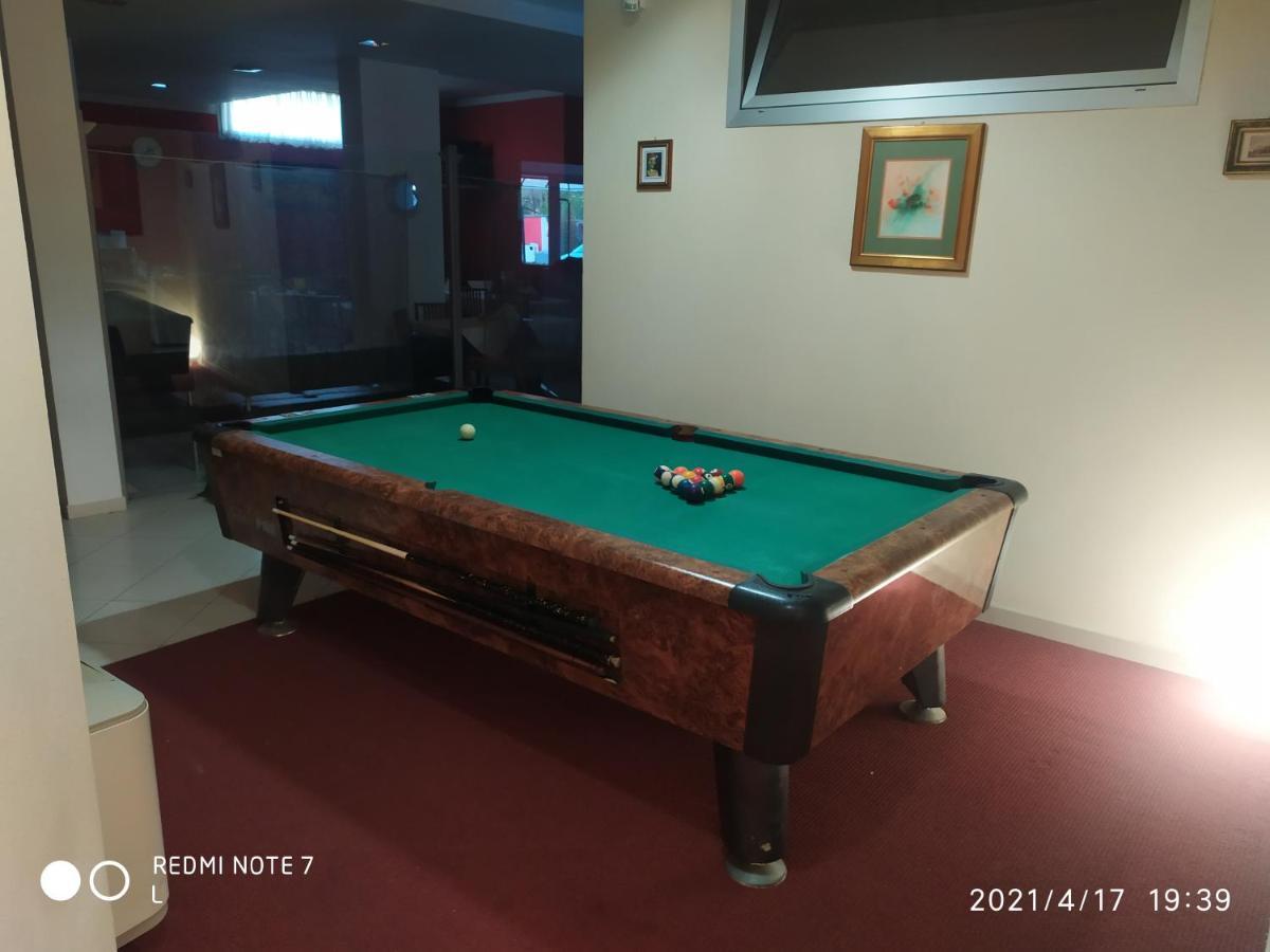 Borgo San Martino Hotel Bra Ngoại thất bức ảnh