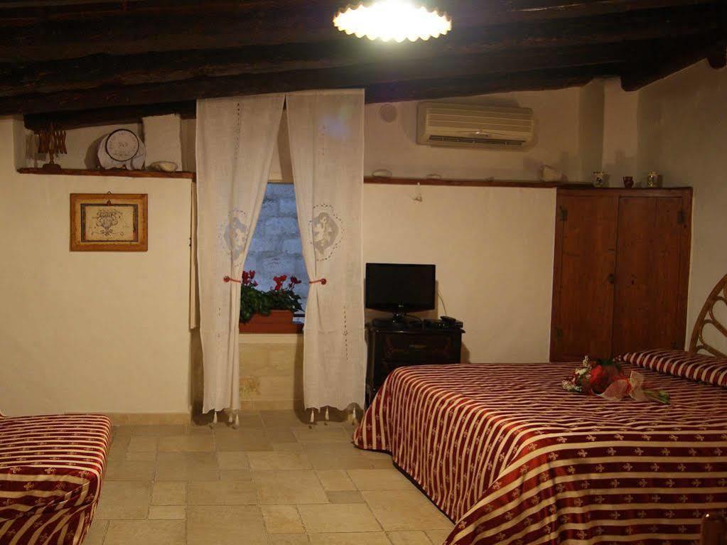 Borgo San Martino Hotel Bra Ngoại thất bức ảnh