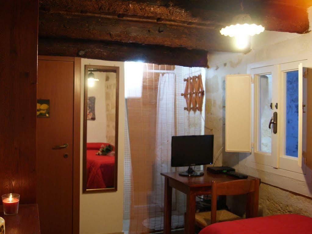 Borgo San Martino Hotel Bra Ngoại thất bức ảnh