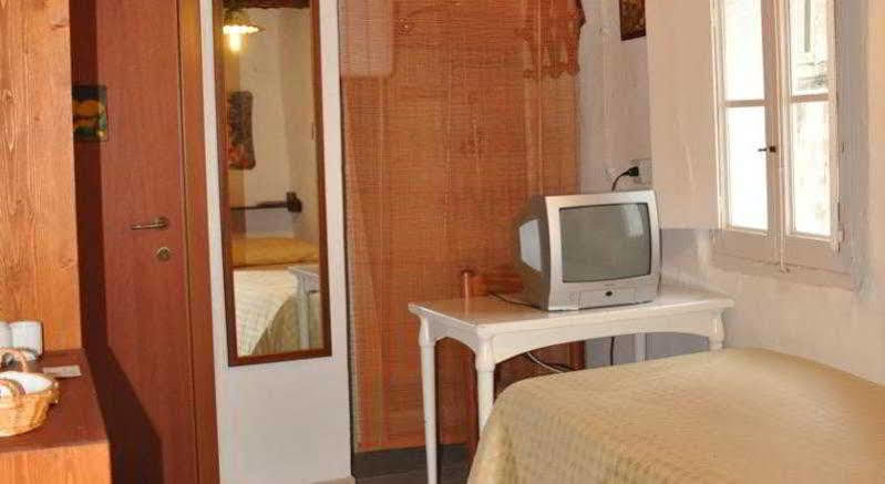 Borgo San Martino Hotel Bra Ngoại thất bức ảnh
